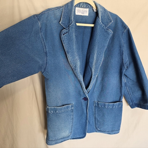 Perry Ellis Women's Blue Denim Chore Barn Jean Jacket Size Medium Square Pockets - Picture 2 of 15